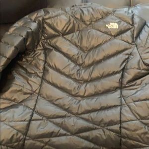 North face jacket size L